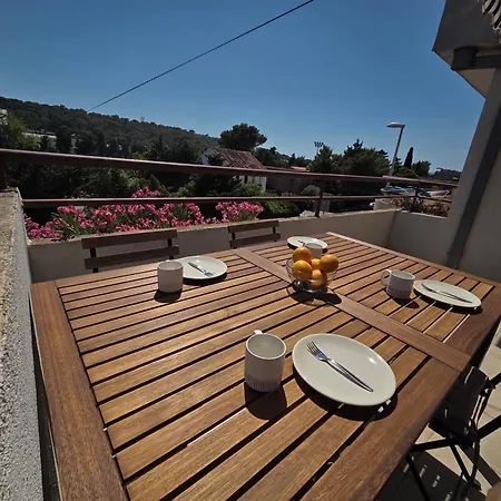 Mak Apartment Makarska